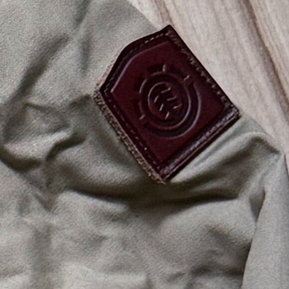 Women's Winter Parka - Picture 3 of 15